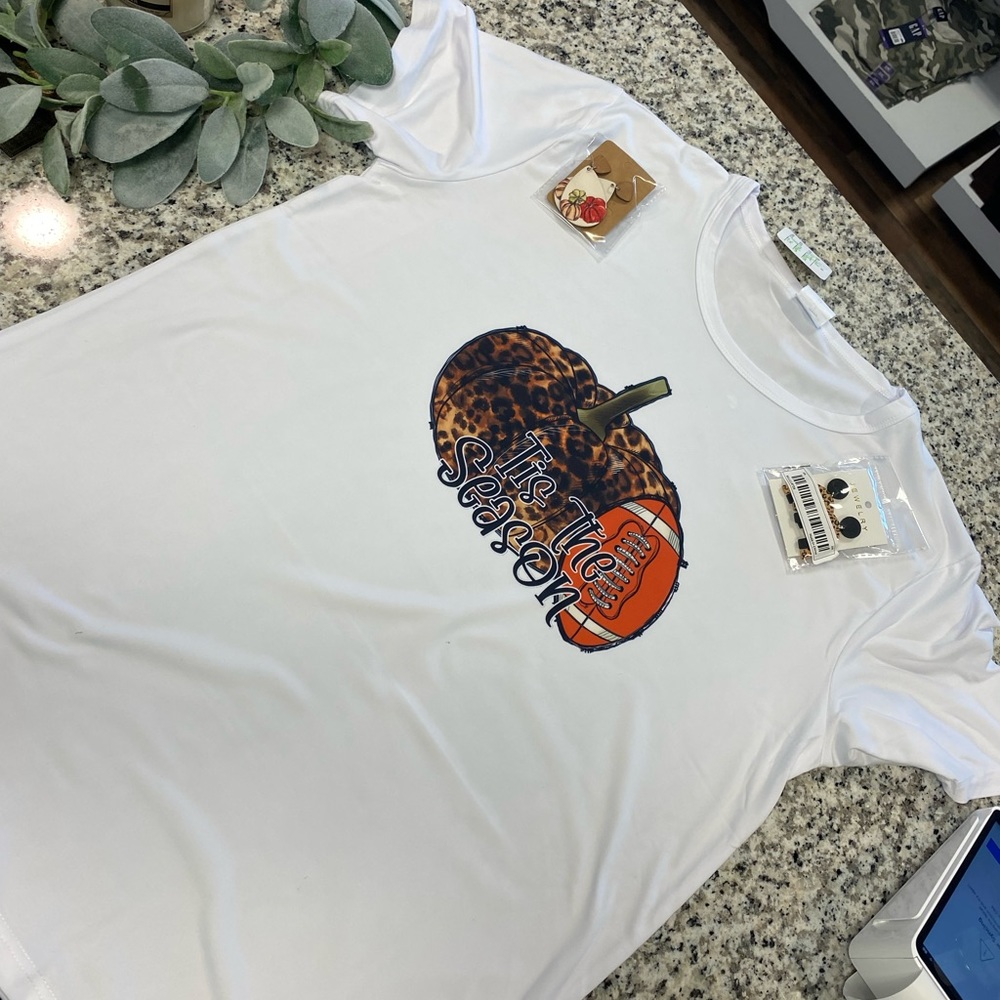 Medium,large,X-Large white Tis the season pumpkin football shirt polyester!